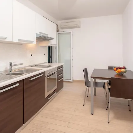 Villa Tucepi Apartment